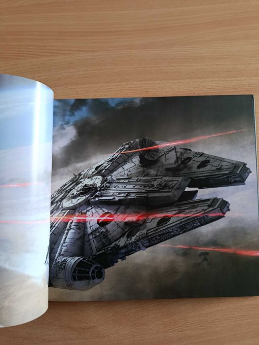 Книга The art of Star Wars : The force awakens