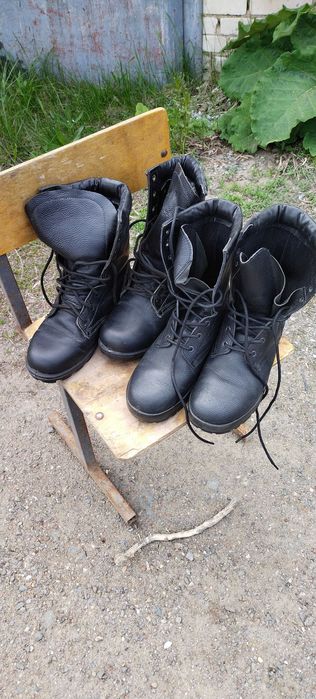 Продам военные берцы.