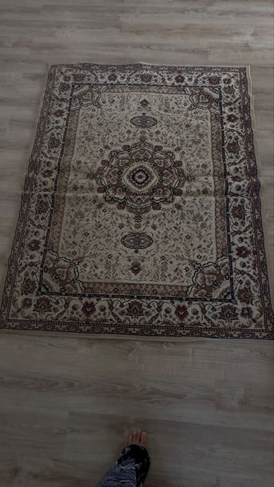 Продам ковер хорошего качества