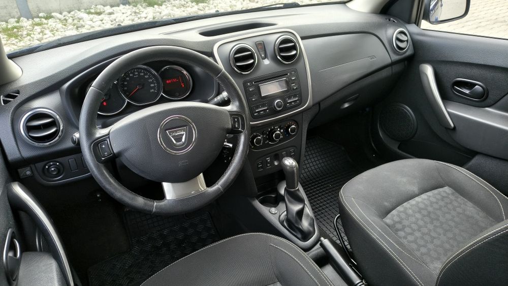 Dacia Sandero 1.2 benzina + GPL Garanție 10 ani