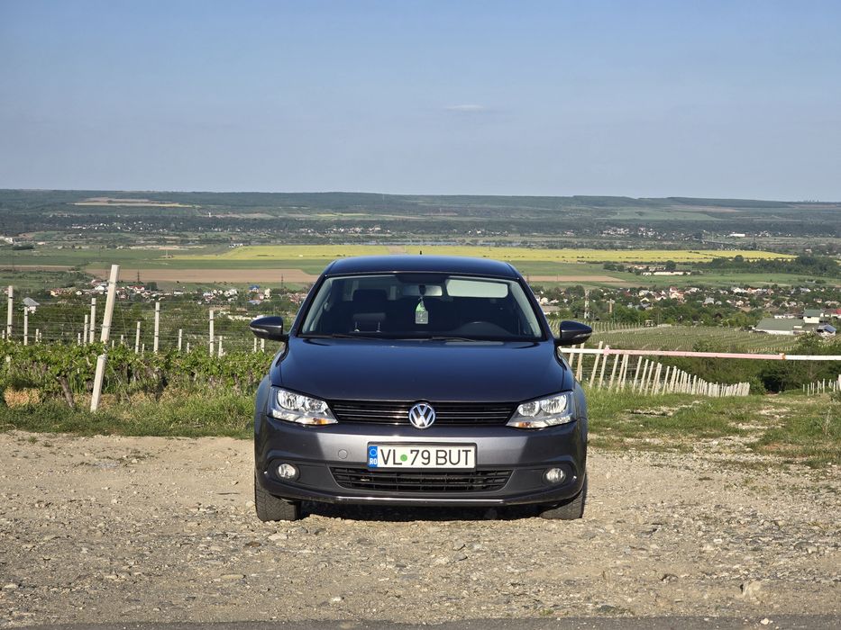 Volkswagen Jetta 1.6 tdi DSG