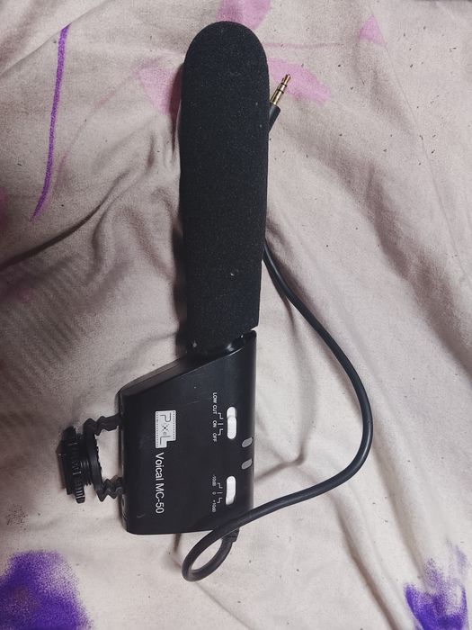 Microfon Pixel Voical MC-50 pentru camera video
