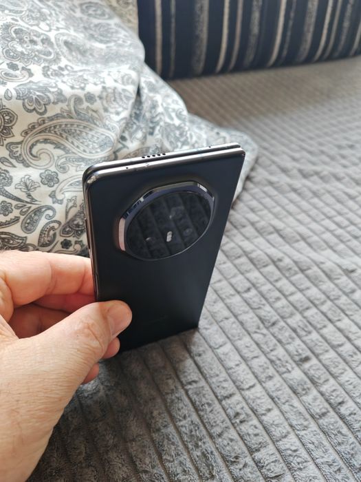 Honor magic V3 512gb 12+12ram turbo