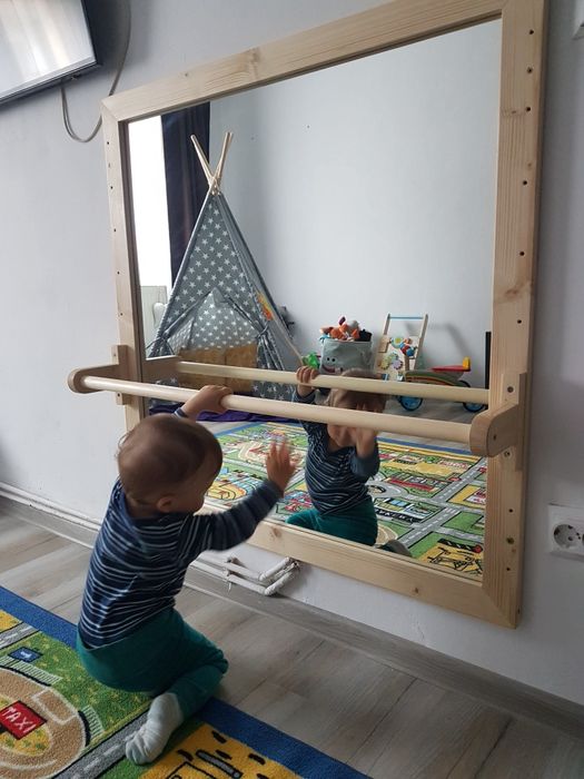Oglinda Montessori copii