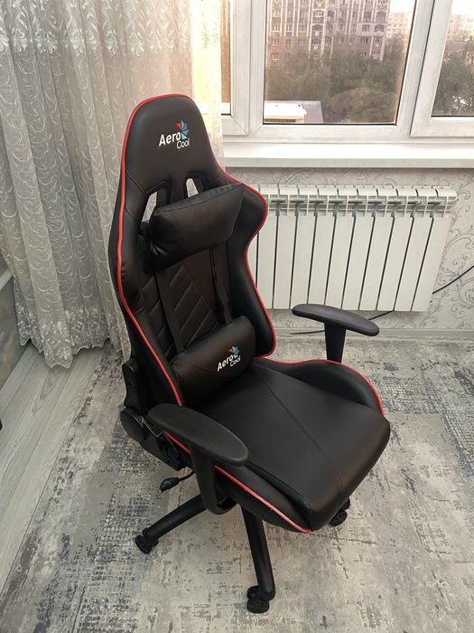 Игровое кресло AERO COOL