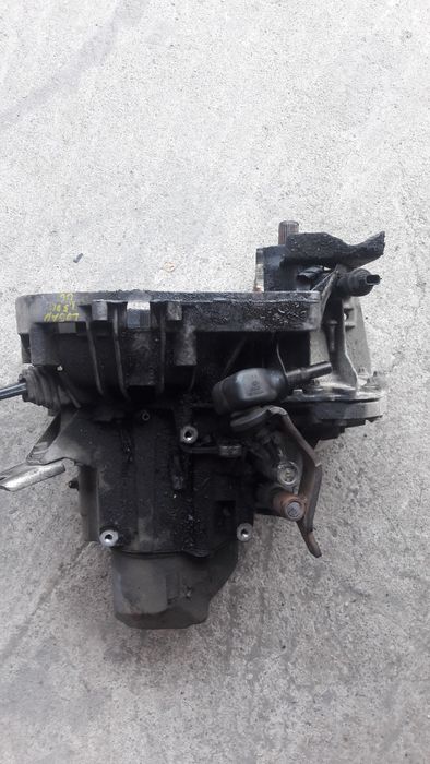 Cutie Viteze Dacia Logan 1.5 Dci din 2006