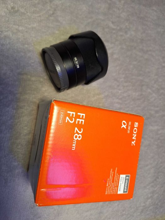 Sony FE 28mm F2 Montura Sony E