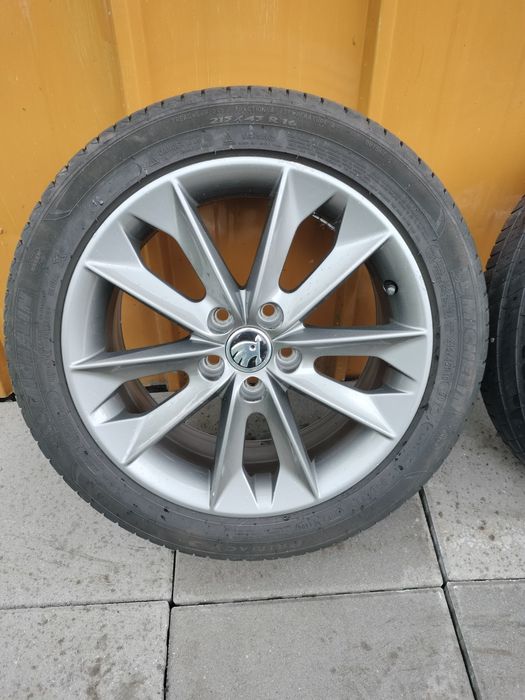 Set roți cu anvelope de vara  Skoda, Seat ,Golf  IV 5 X 100 R 16