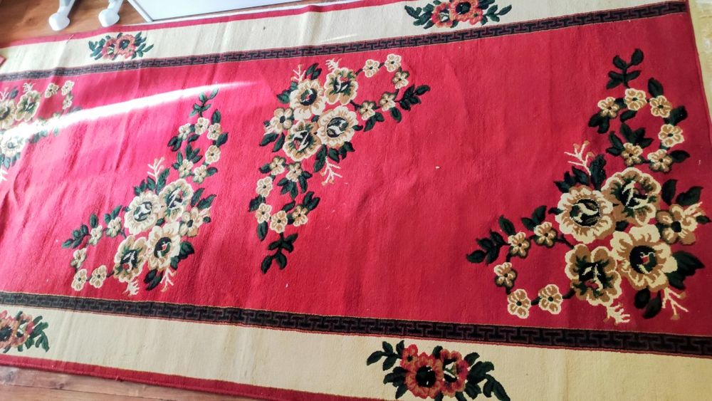 Ковер красный 3.3*1.5