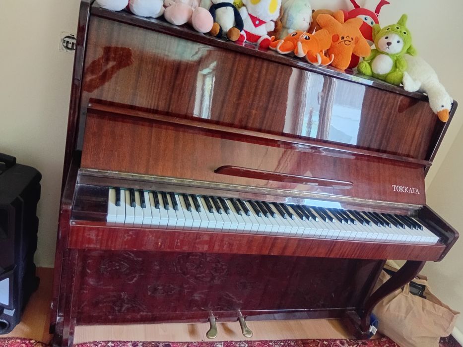 Пианино б/у за 10 000