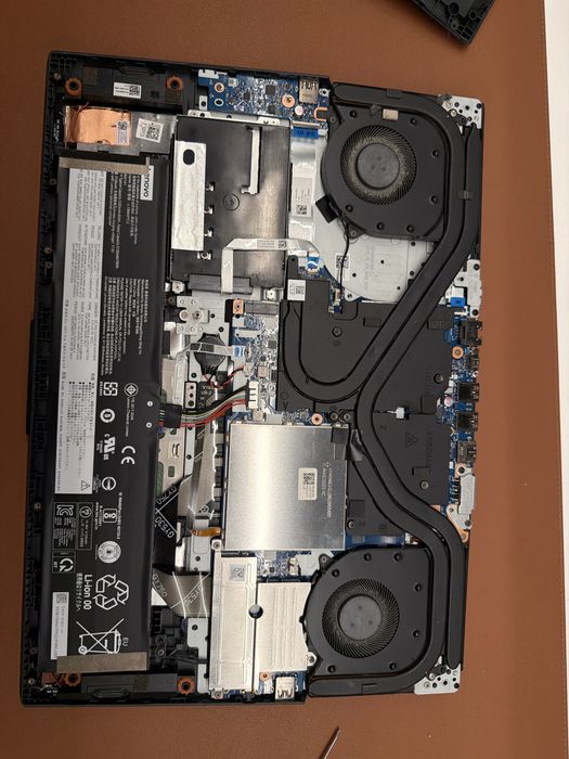 Vand laptop/piese Lenovo 17.3'' Legion 5 17ARH05H