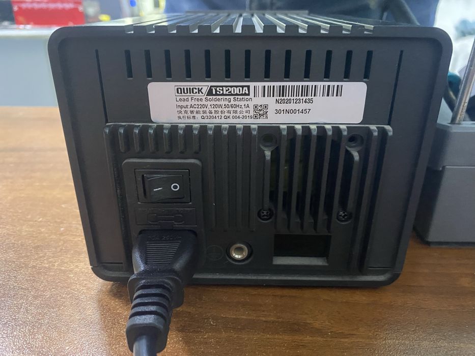 Продам пояльную станцию Quick TS1200A