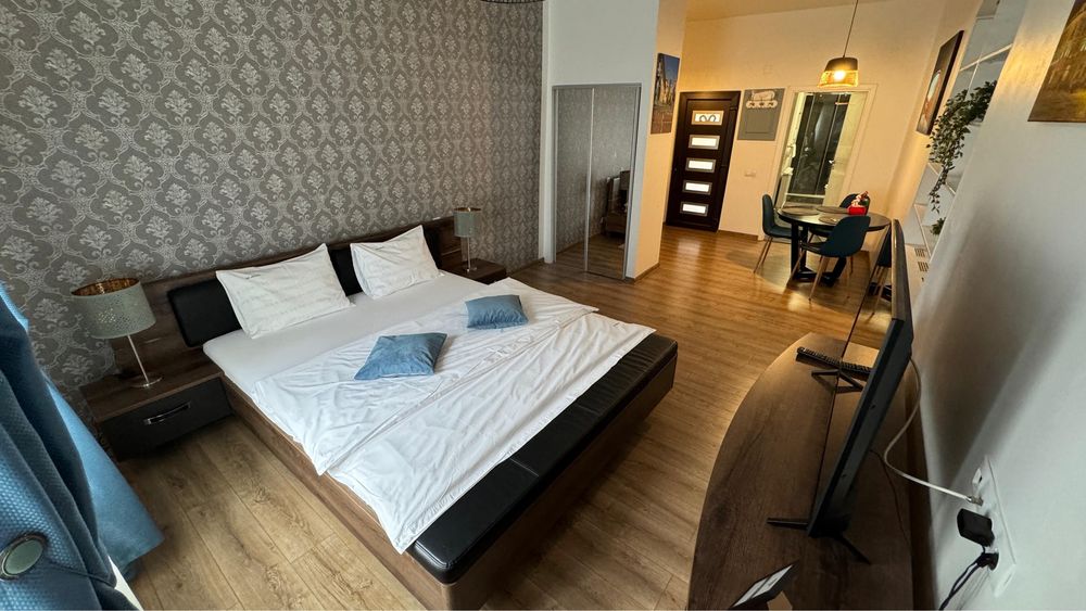 Vand 2 garsoniere spatioase ULTRA CENTRAL 77mp
