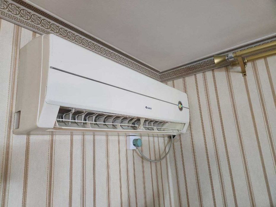кондиционер продаётся GREE 18