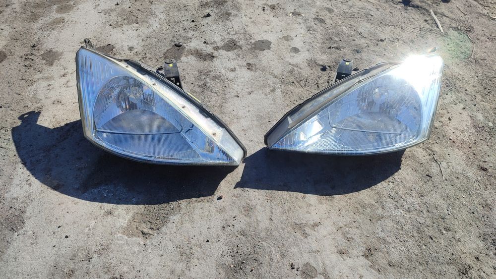 Фары на Форд фокус