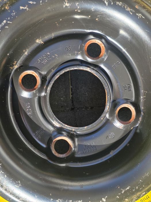 Оригинална патерица (резервна джанта) 15" 4x100 VW / Seat – 535601025A