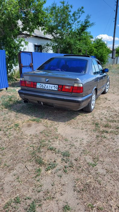 Продам БМВ е34..