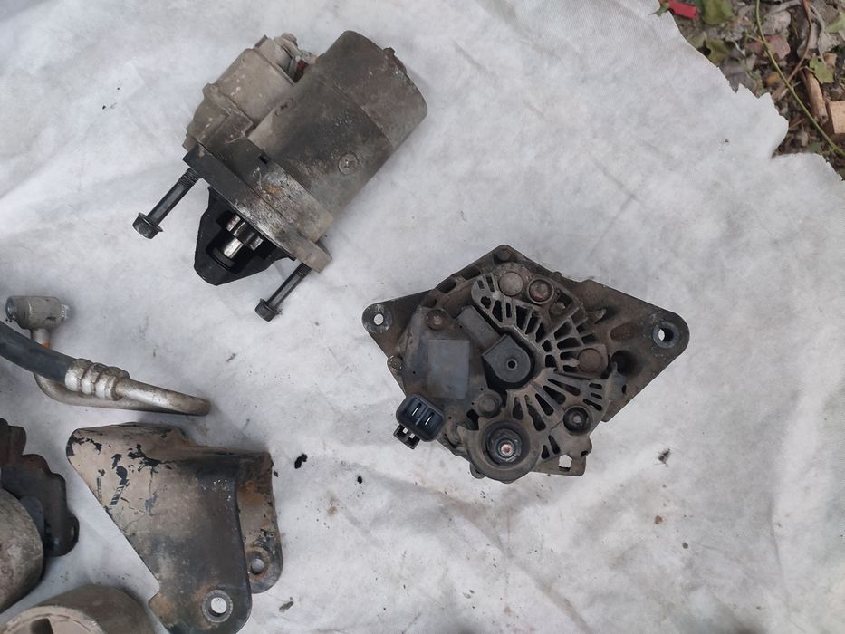 Запчасти прочее на Хендай акцент и верна