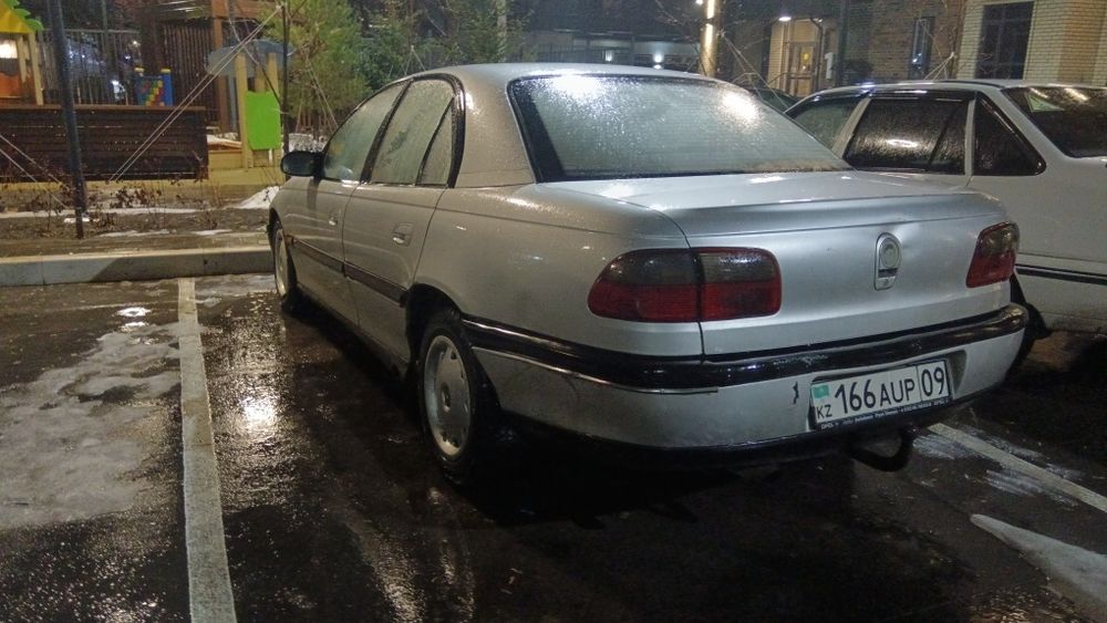 Продам опель омега B 1996