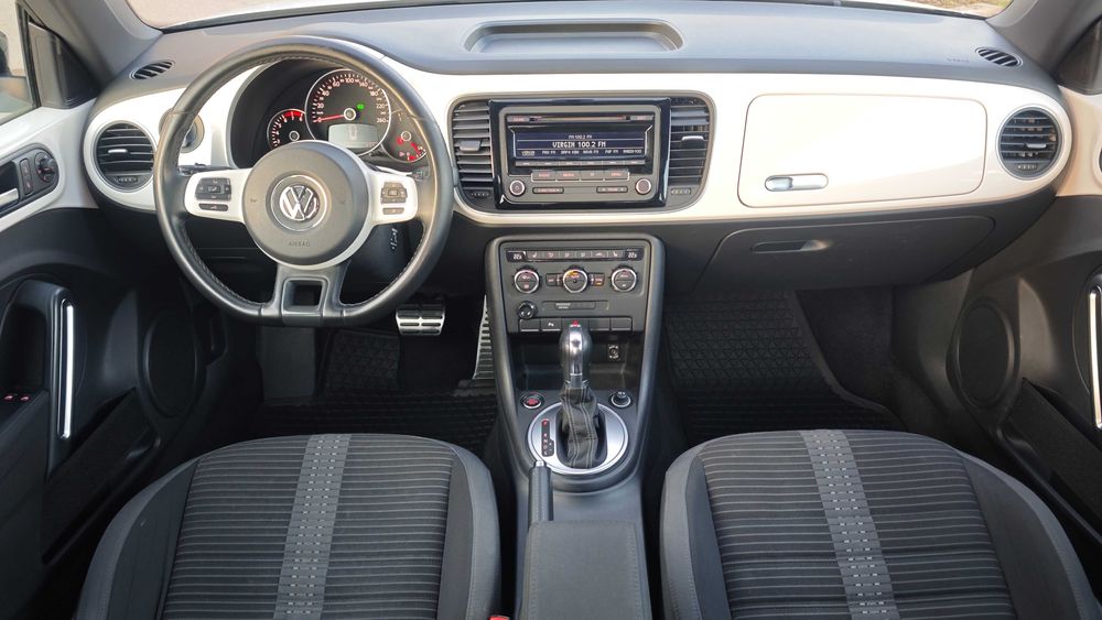 Volkswagen Beetle 2.0 TSI 200 CP Automat