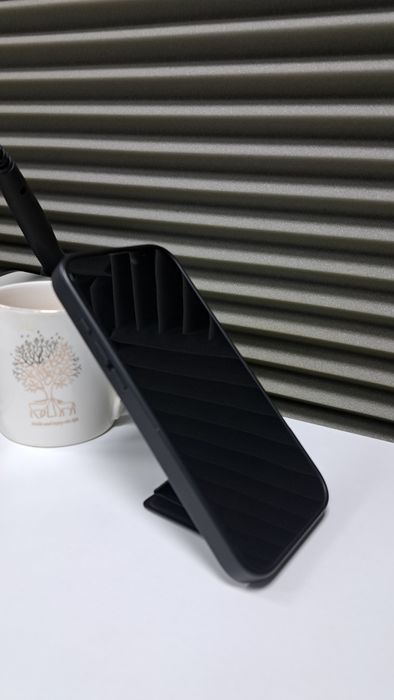 Iphone 16promax 512 black 100% ideal holatda 100 foiz zachitnikda