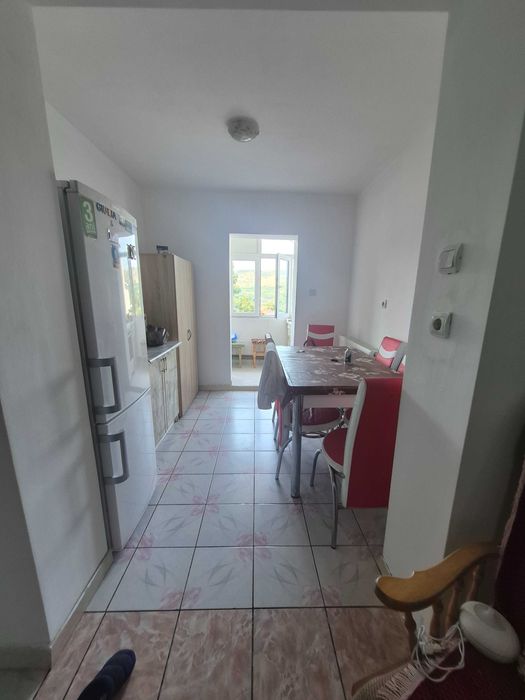 Vand apartament 2 camere decomandat