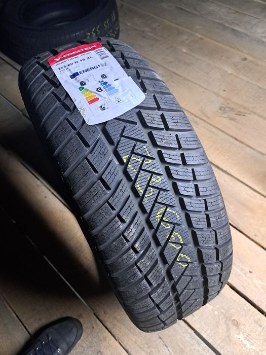 O anvelopa noua 265/60 R18 Vredestein