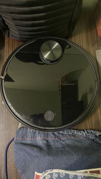 Vand robot de aspirare viomi v3