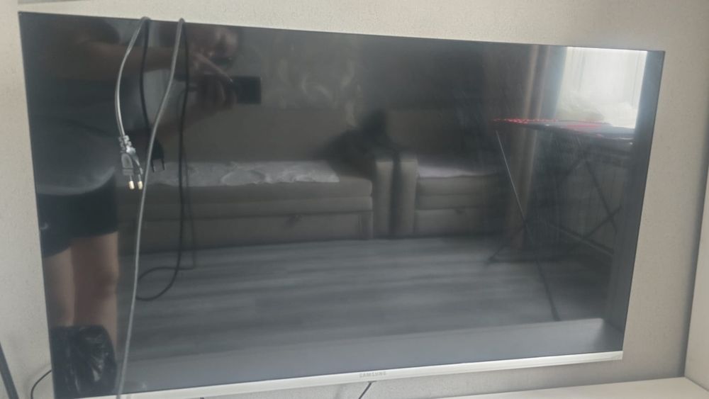 Продам телевизор