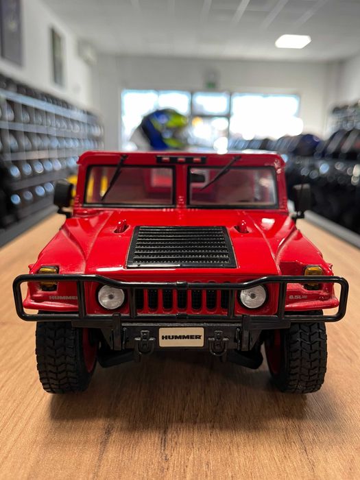 Метална колекционерска количка  модел HUMMER H1 1999г. 1:18 MAISTO