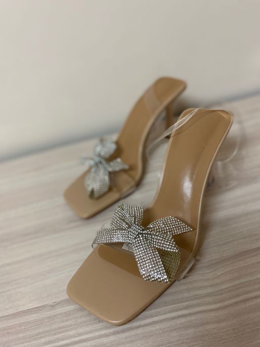 Дамски обувки на ток