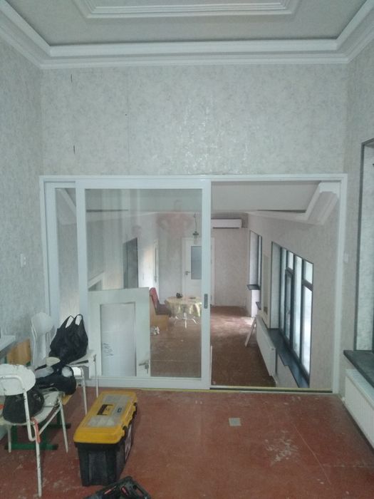 Akfa eshik va romlar