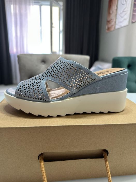 Продам шлепанцы Respect