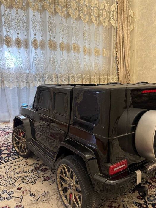 Bolalar uchun Mercedes-Benz Moshinasi holati yaxshi ko'p xaydalmagan