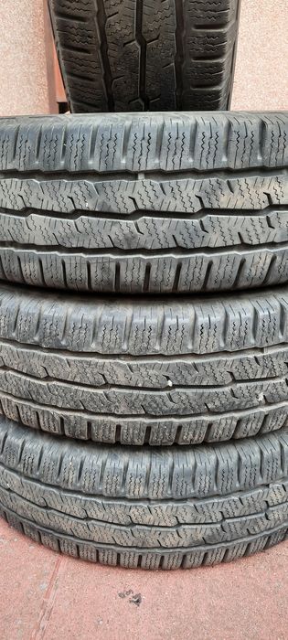 4 броя бусови гуми 195 75 16с toyo dot22 8mm