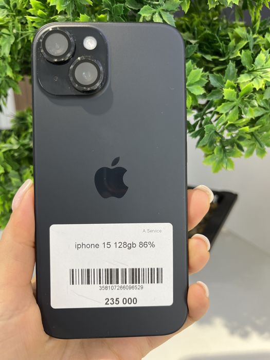 iPhone 15 в идиальном состоянии
