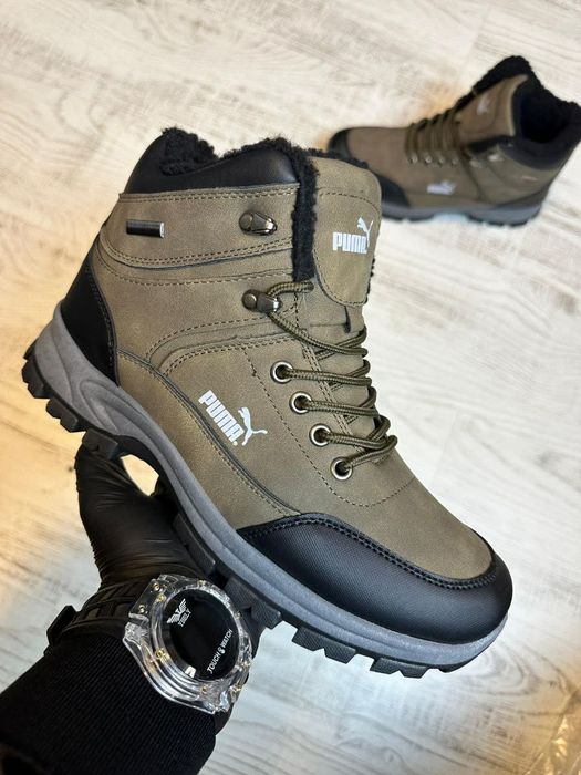 Ghetuțe și adidasi