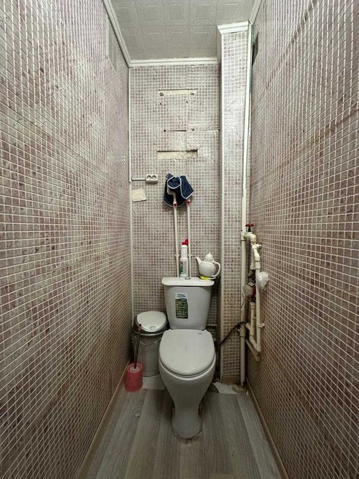 -Продам 3 комн УП на 6 мкр. Лифт! Теплая!