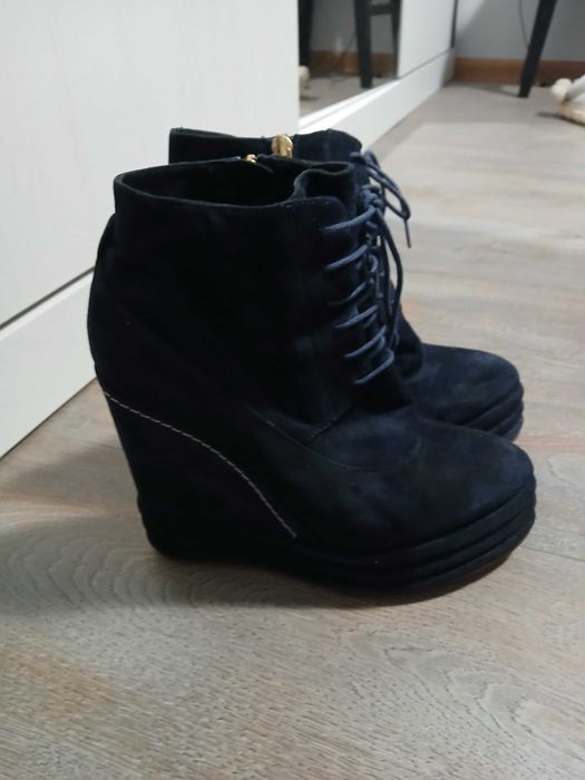 Paloma Barcelo Ботуши 39