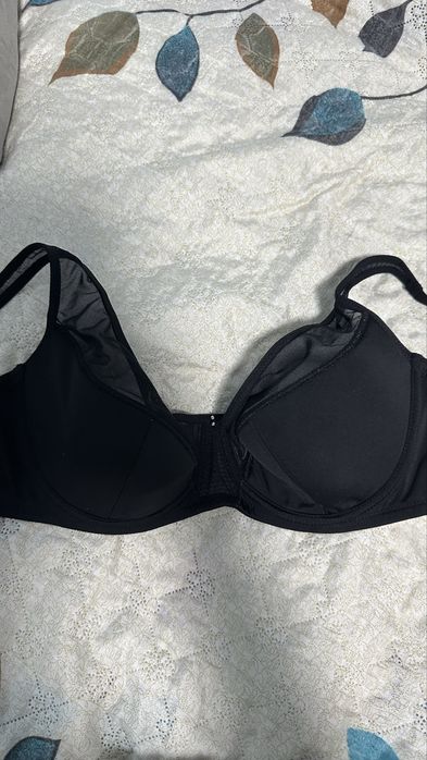 Лифчик бюстгальтер