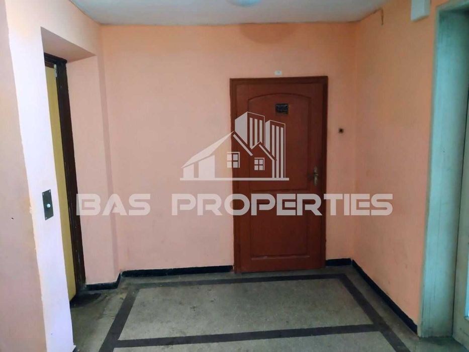 Продава се Тристаен апартамент в София, Красна поляна 2 - 83 кв.м за 1916 €/кв.м - Снимка #9