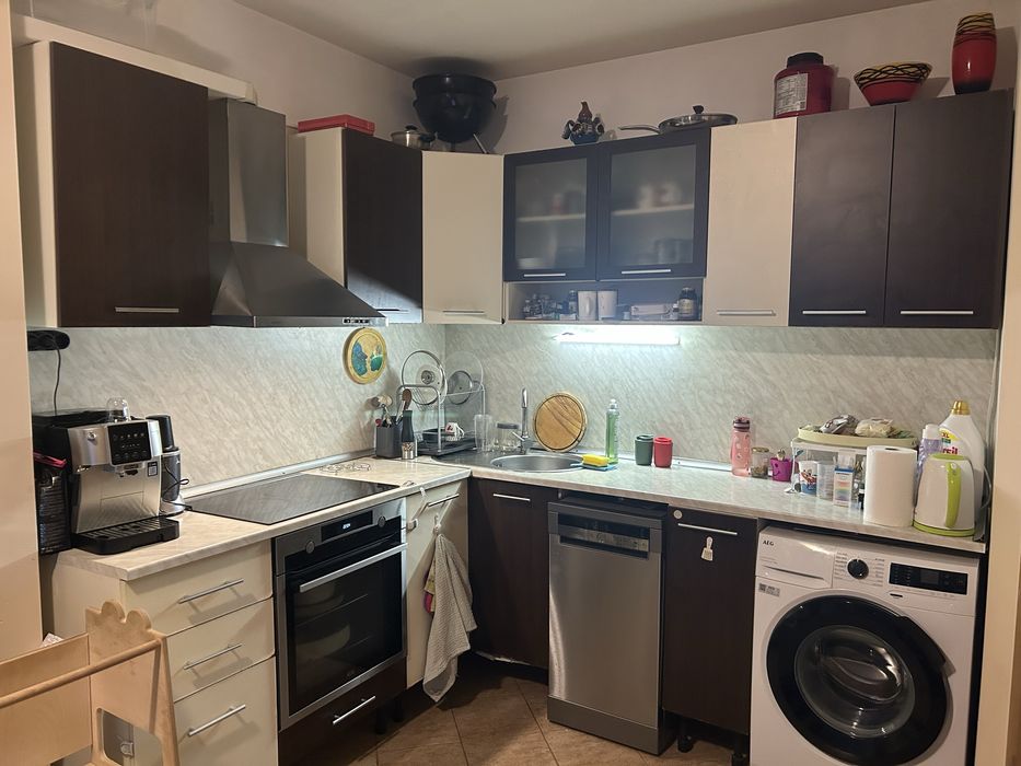 Кухня и холна секция