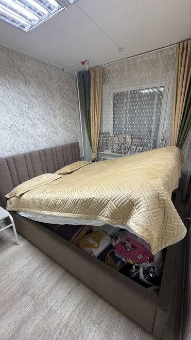 Продам кровать спальня