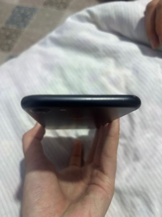 Айфон 7 продам срочно