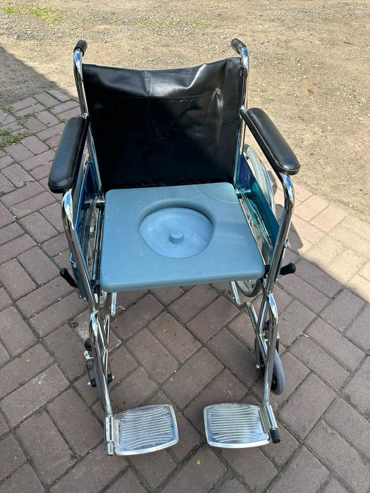 Срочно  коляска инвалидная