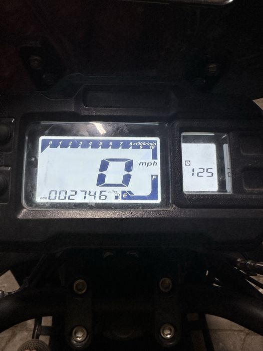 Продаю скутер танк 150 куб