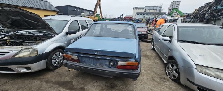 Brat stergator stanga Dacia 1310 prima generatie