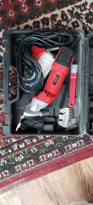 Mashinka dlya strishki baranov