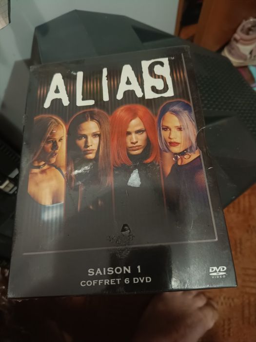 Vând dvd-uri originale