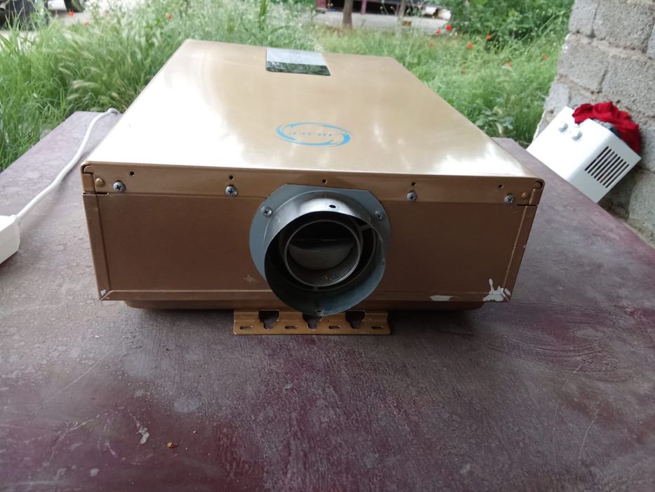Продам газовую колонку «Лидер»